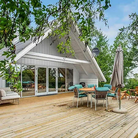 Beautiful House In With 2 Bedrooms * Allinge-Sandvig