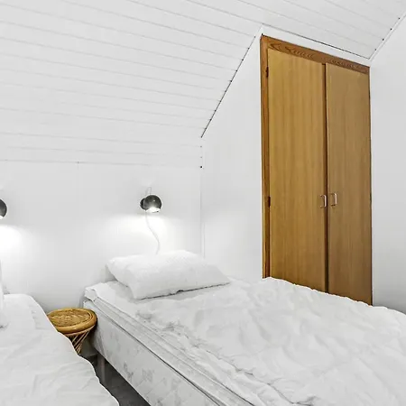 Beautiful House In With 2 Bedrooms Allinge-Sandvig