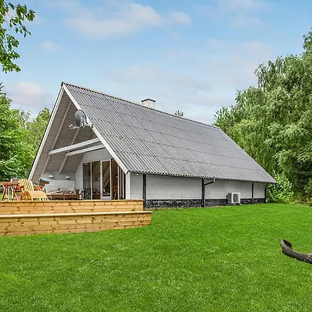 Beautiful House In With 2 Bedrooms Allinge-Sandvig
