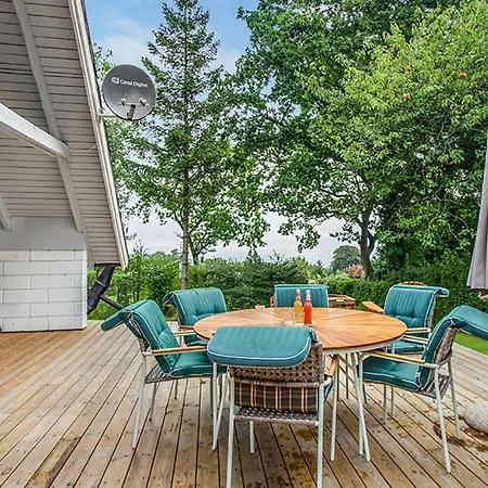 Beautiful House In With 2 Bedrooms