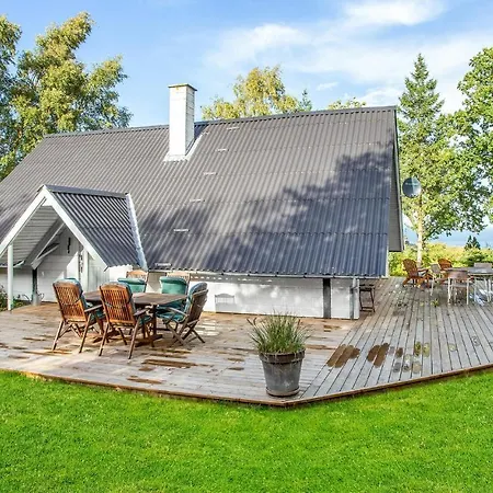 Beautiful House In With 2 Bedrooms Allinge-Sandvig
